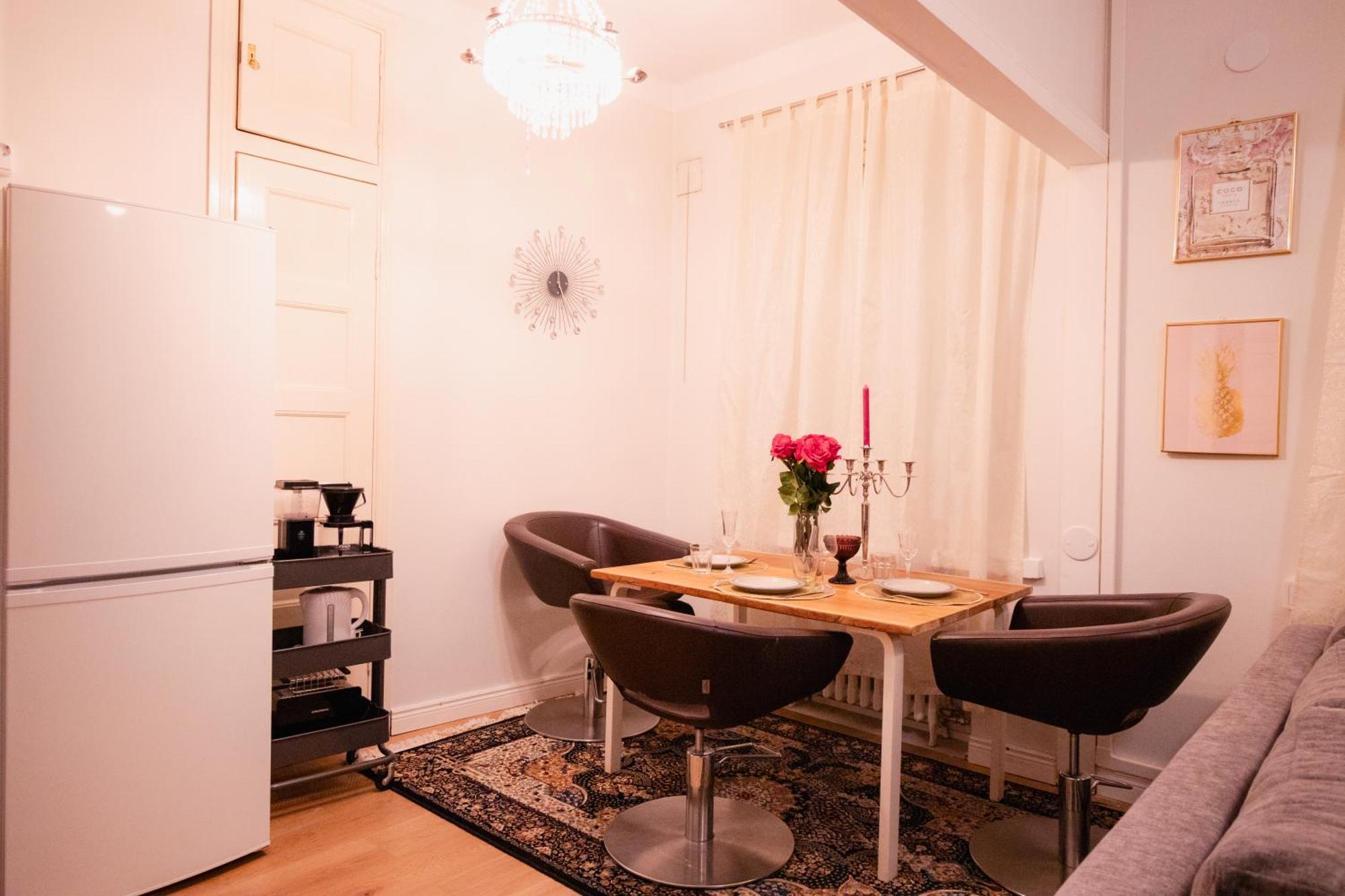 Lovely Flat In The Heart Of Helsinki Exterior photo